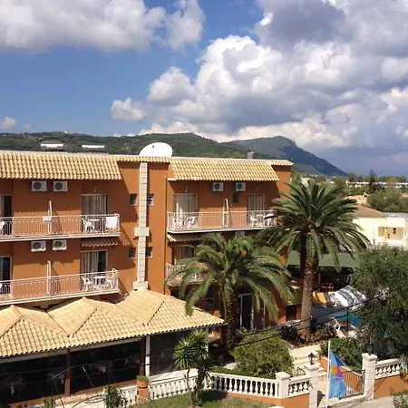 Pantheon Hall Otel Mesongí